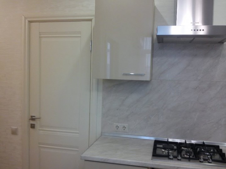 Сдается 1-комнатная квартира в новостройке с евроремонтом на пер