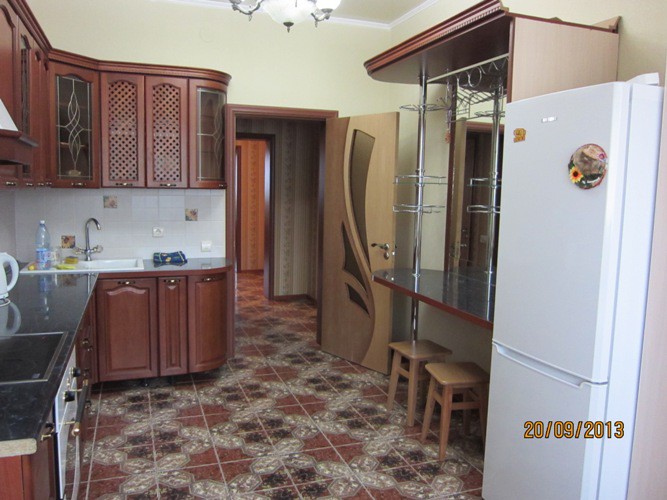 Сдается 1-комнатная крупногабаритная квартира, н. Сочи, Бамбуков