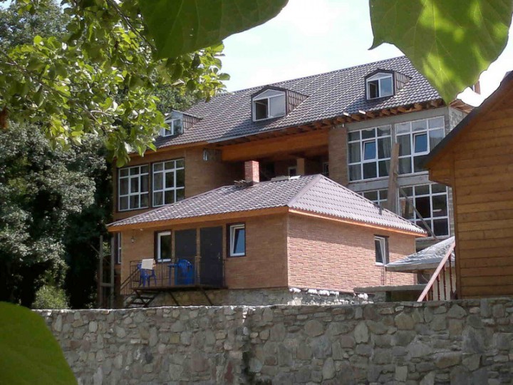 Продается готовый бинесс -База отдыха в пос. Солох Аул