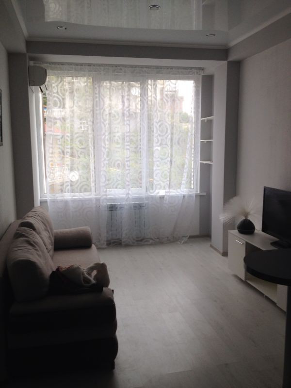 Сдается студия в новом клубном доме, завокзальный м/н, Альпийска