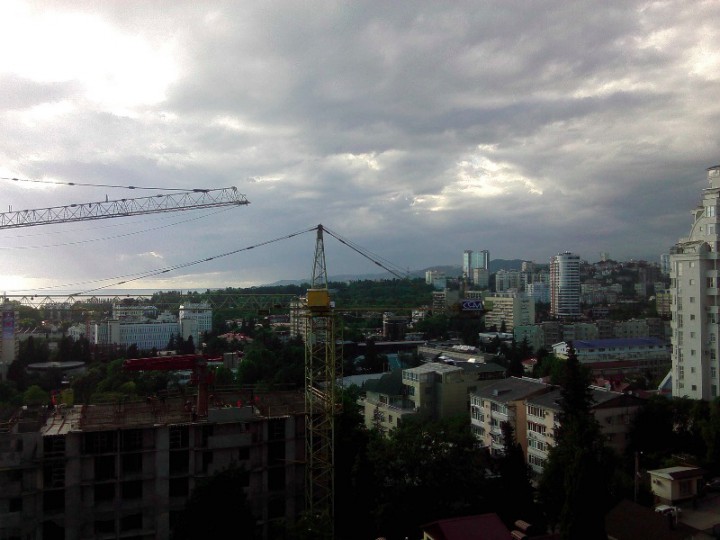 Сдается студия в ЖК бизнес класса "Первомайский-1", центр, Перво