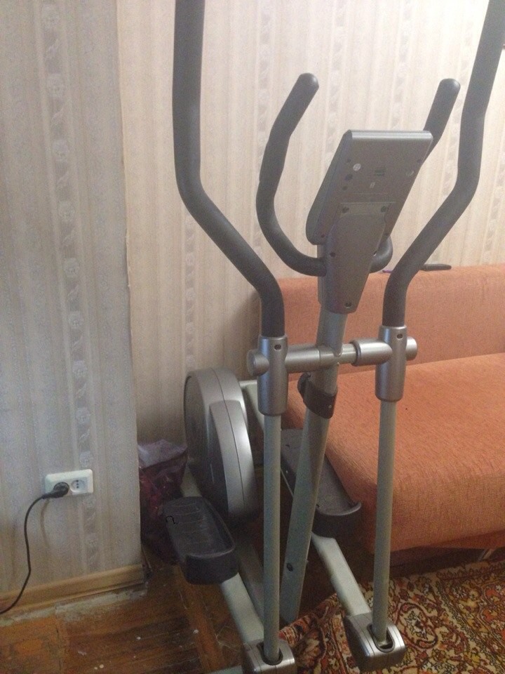 Эллиптический тренажер Torneo