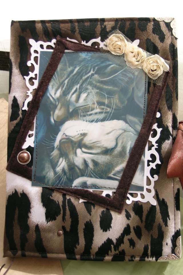 Открытки, приглашения, конверты для денежных подарков, блокноты 