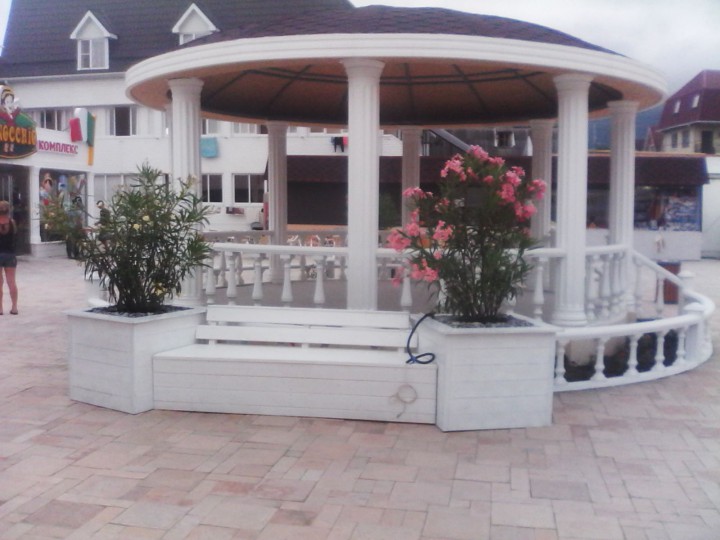 Изделия из дерева, металлоконструкции и нержавеющей стали