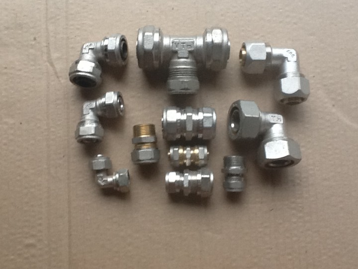 Продам полипропиленовые; металлопластиковые и канализационные со