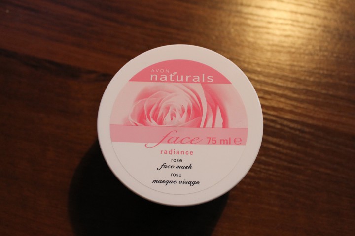 Продаю товары эйвон и ив роше