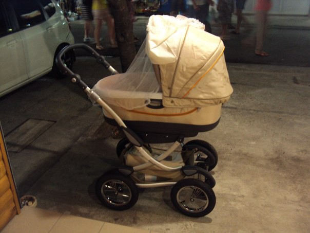 продаю коляску