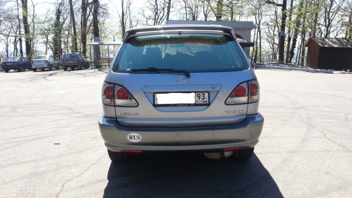 Продаю Lexus RX 300