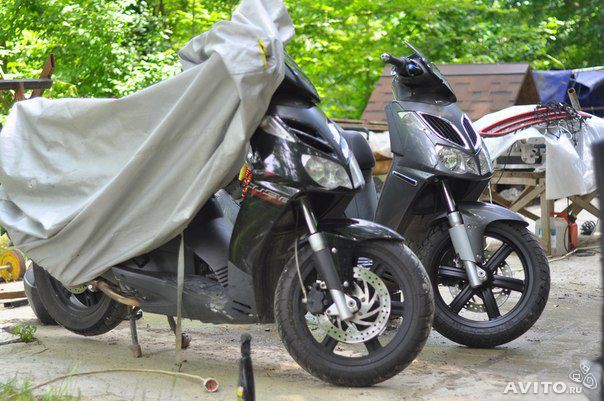  Продам итальянца Aprilia Sportcity 200 (2008г.)