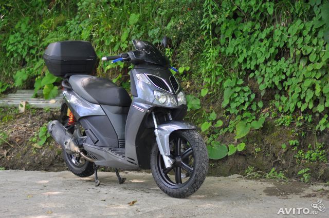  Продам итальянца Aprilia Sportcity 200 (2008г.)