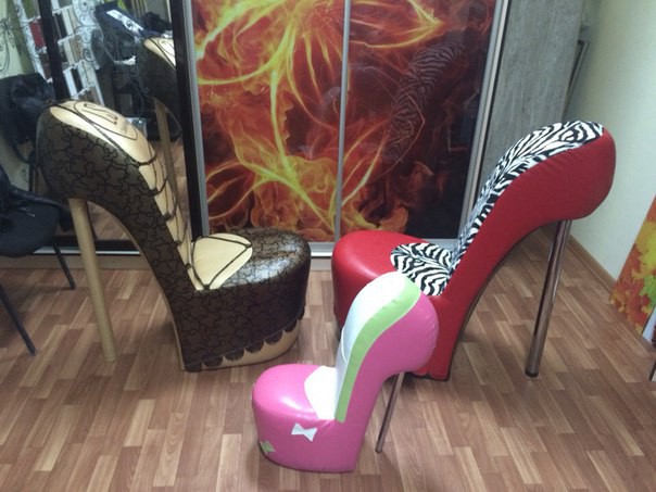 Кресло-туфелька