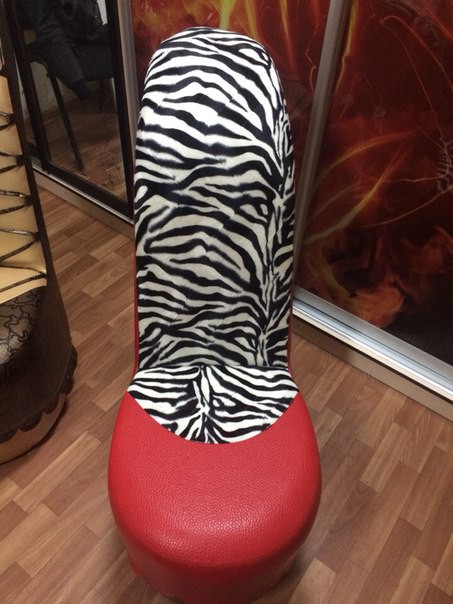 Кресло-туфелька