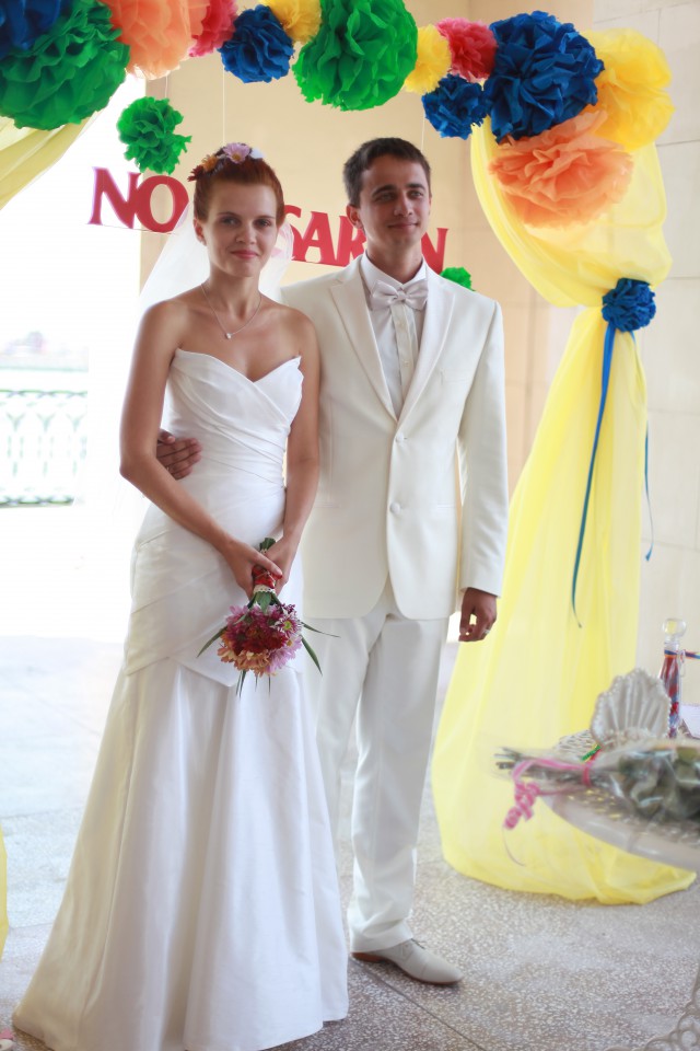 Продаю чудесное свадебное платье-трансформер