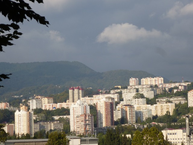 Продам дом 500 м2 на учстке 7 соток в Сочи