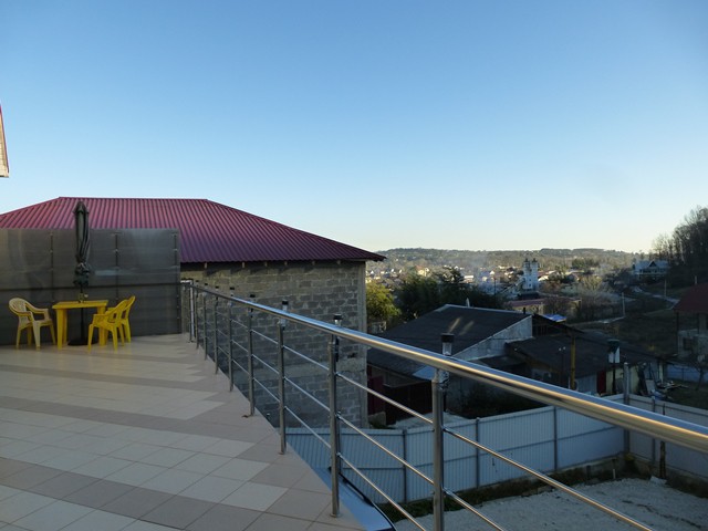 Продам дом 350 м2 на участке 10 соток в Адлере