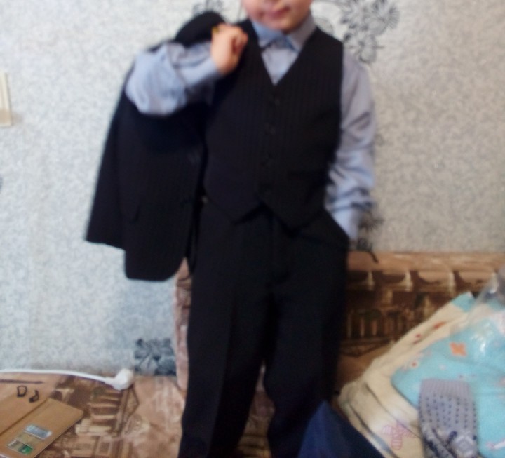 Детский костюм-тройка