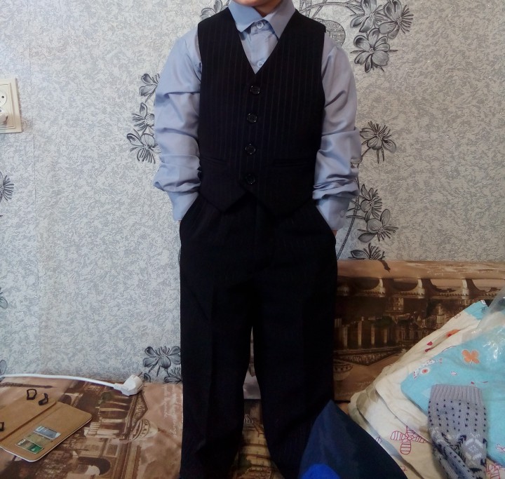 Детский костюм-тройка