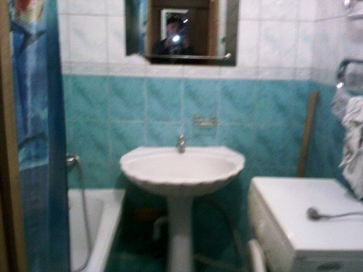 Сдаётся 2-х комнатная квартира в Адлере (начало Чайсовхоза). Дли