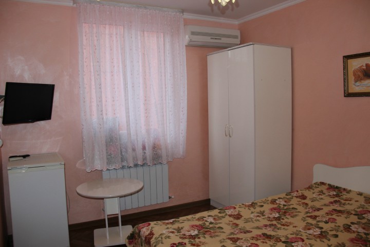 Сдаю Мини Гостиницу в Центре Адлера