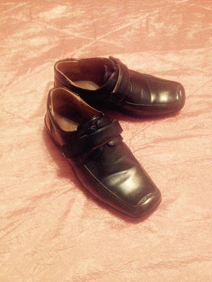 Продам ботинки для мальчика