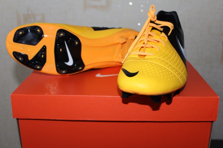 Продаю бутсы NIKE CTR360 LIBRETTO III FG