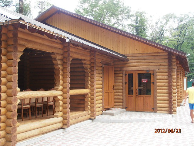 Дом, баня , беседка из оцилиндрованного бревна(строительство)