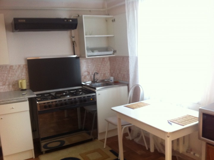 Сдаётся жилой гараж в центре города