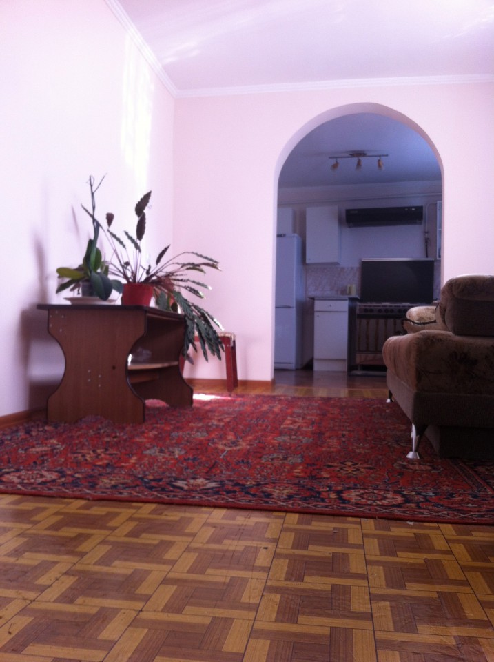 Сдаётся жилой гараж в центре города