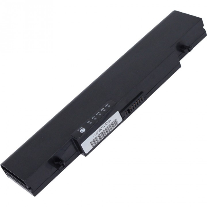 Нужен провод питания! Пожалуйста!