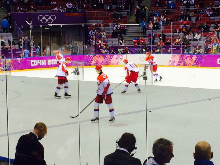 Продам 1 билет на матч за 3 место по хоккею