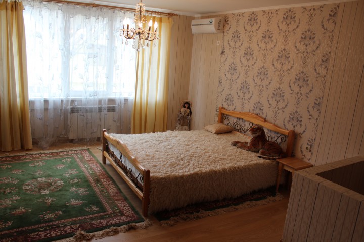 Продаю жилой гараж в Кудепсте на ул.Искра в районе тех.осмотра.