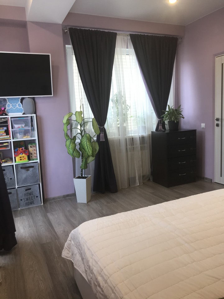 Продам свою 2-х комнатную квартиру в центральном районе Сочи