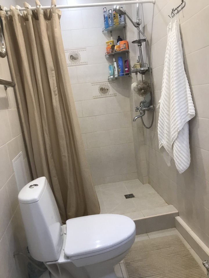 Продам свою 2-х комнатную квартиру в центральном районе Сочи