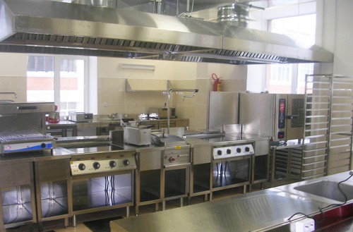 Монтаж и обслуживание электропроводки и электроприборов