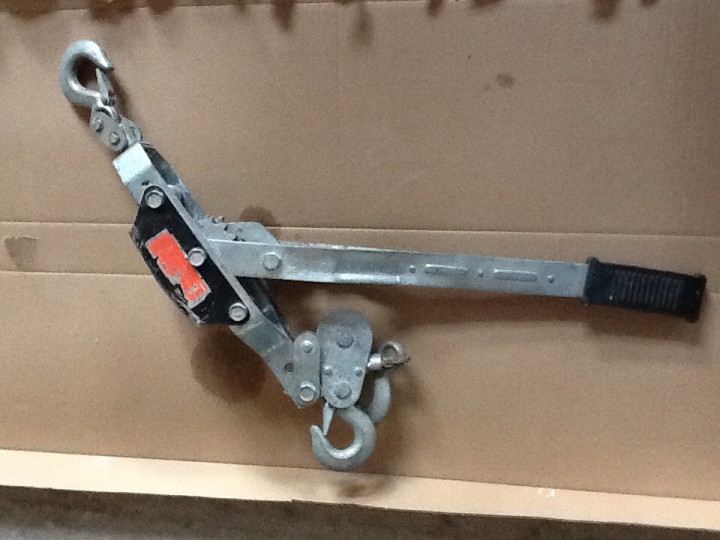 Продам лебедку рычажную ручную грузопод. 1,5 тн (4 тн). тросовую