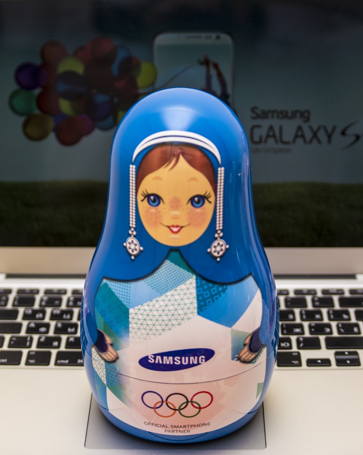 Продам зарядное устройство Samsung матрешка)