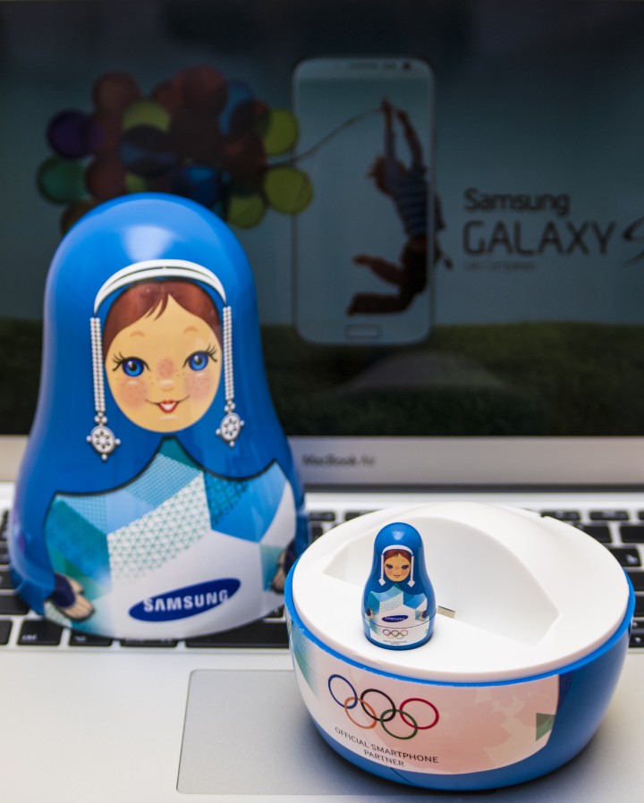 Продам зарядное устройство Samsung матрешка)