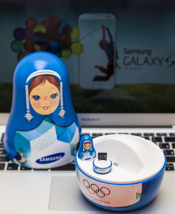 Продам зарядное устройство Samsung матрешка)