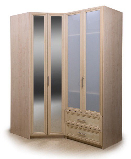 Приму в дар шкаф или шкаф купе в более менее нормальном состояни