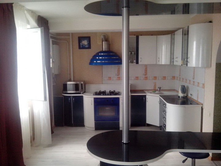 Посуточно 2-к на Светлане