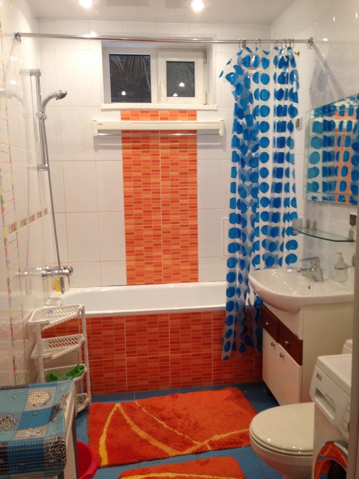 Сдаю свою 2-к кв в Адлере в р-не вокзала