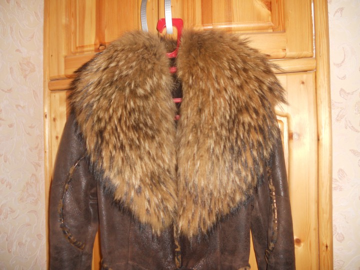 Удлиненная дубленка/мех енот