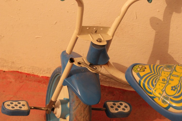 В умелые руки - детский трехколёсный велосипед.