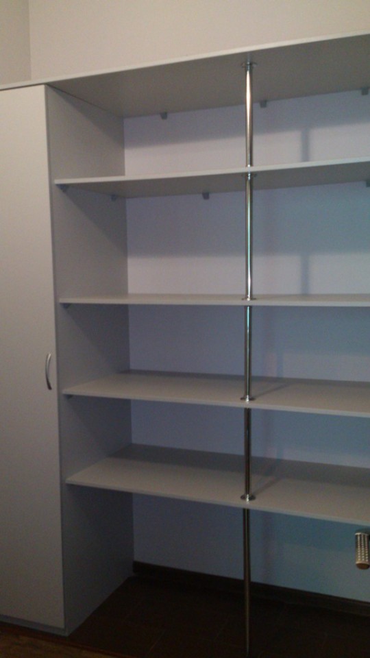 Сдам трехкомнатную квартиру (Н.Сочи)