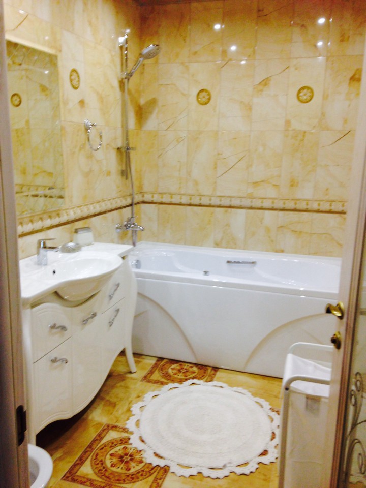 Сдам двухкомнатную квартиру ул Чайковского