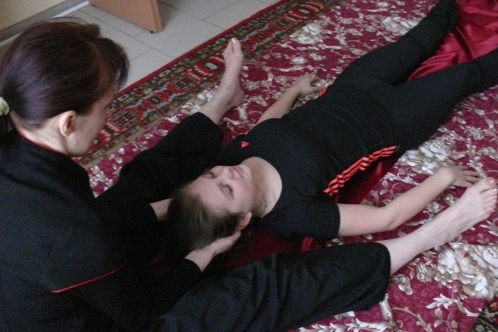 Тайский массаж, йога-массаж, бодиворк