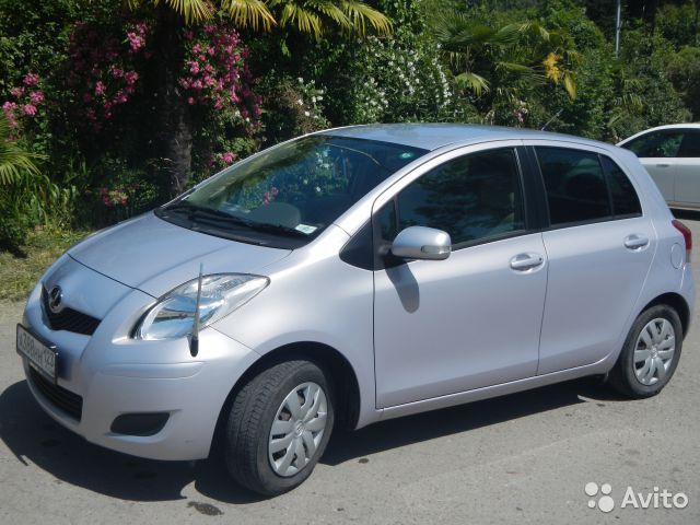 Тайота Витц 2009 г