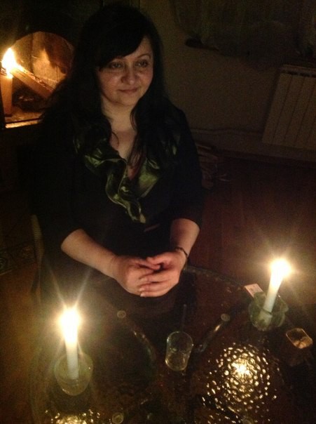 Потомственная ведьма.