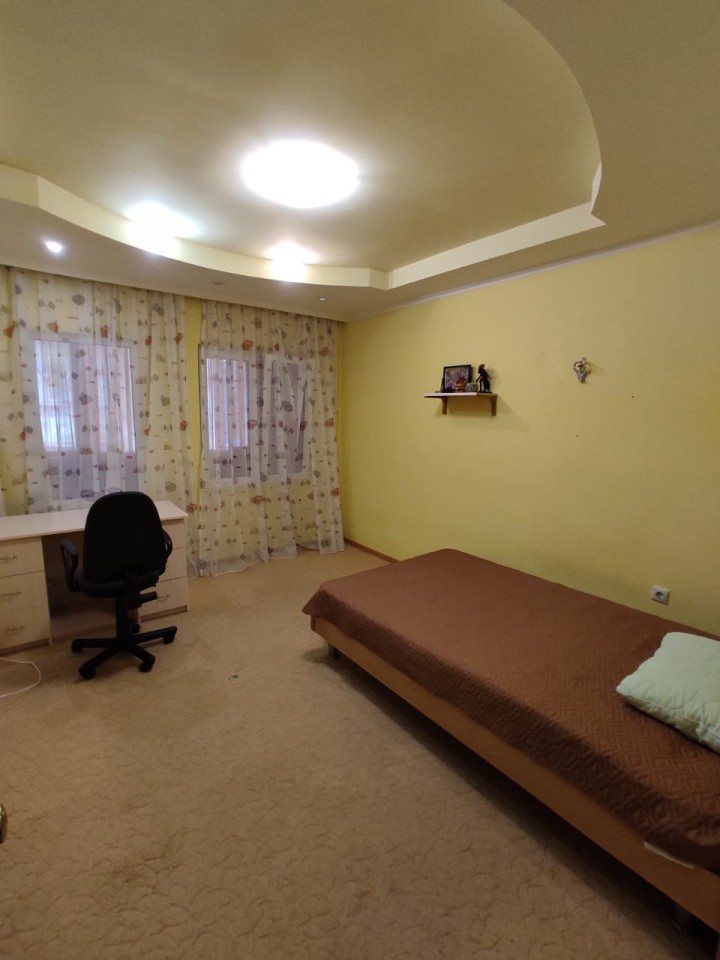 Продам свой Таунхас 233кв.м Макаренко 12/2