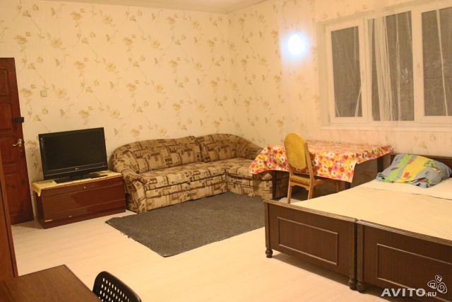 СДАМ КОМНАТУ ОТ СОБСТВЕННИКА НА СВЕТЛАНЕ длительно